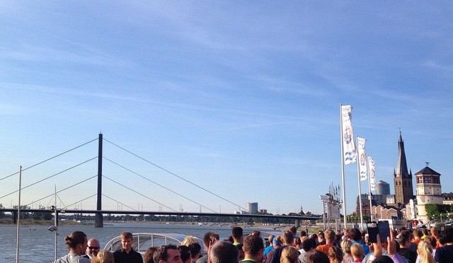 Und noch ein Foto von der gestrigen #runhappytour in #düsseldorf am #Rhein mit #schlossturm