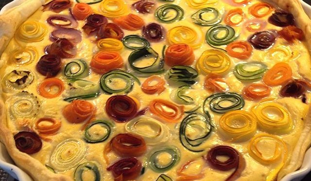 Gemüse-Rosen-Tarte nach Rezept von daheim+unterwegs @wdr #lecker #Zucchini #Möhren