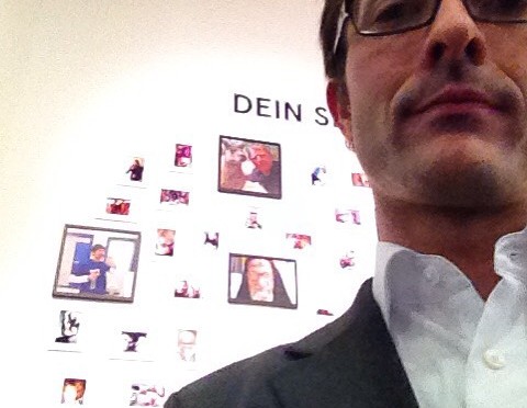 #egoupdate #selfieselfie im @nrw_forum Ich hänge tatsächlich im Museum #Düsseldorf