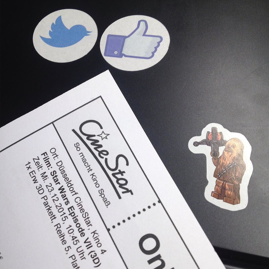 Meine 3 Mädels gehen morgen zur Heidi und ich einen Saal weiter zu #StarWars